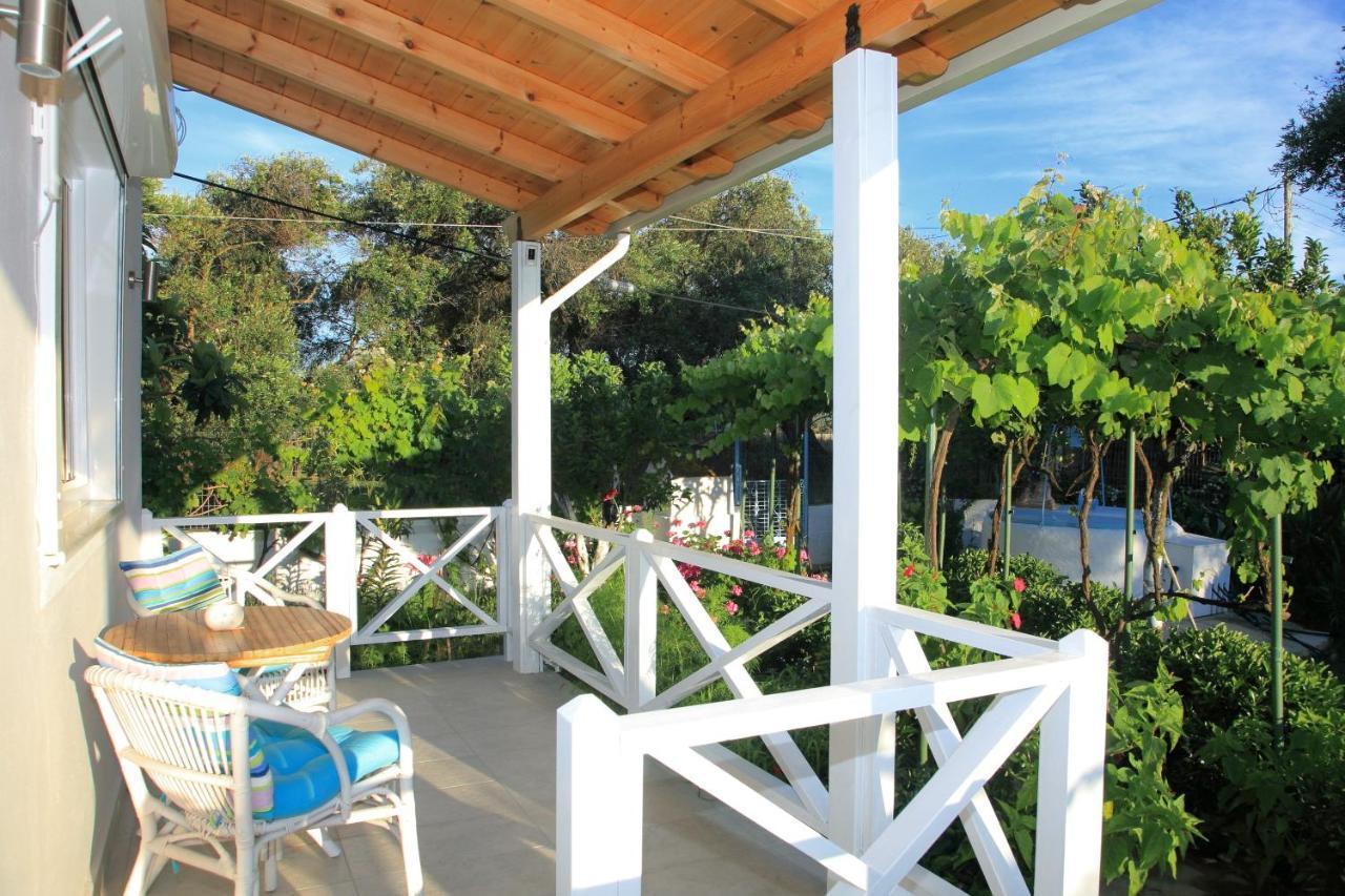Blue Sky Cottage, Kanouli Beach Halikounas Exteriér fotografie